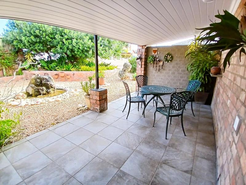 3 Bedroom Property for Sale in Stilbaai Wes Western Cape